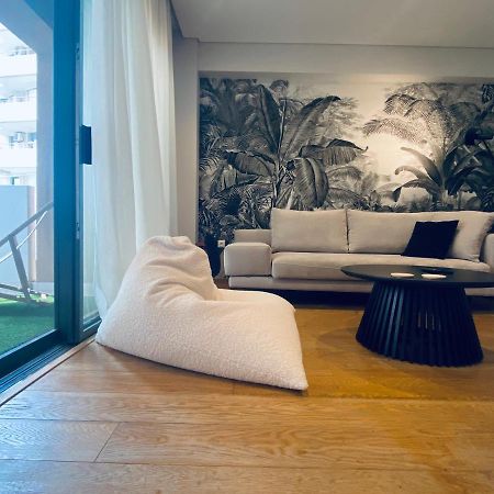 Athens Riviera 2-Bed Apt & Pool Access #Unoblu Экстерьер фото