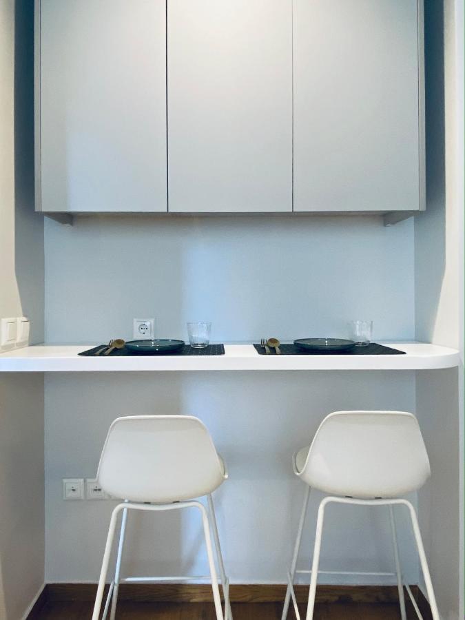 Athens Riviera 2-Bed Apt & Pool Access #Unoblu Экстерьер фото